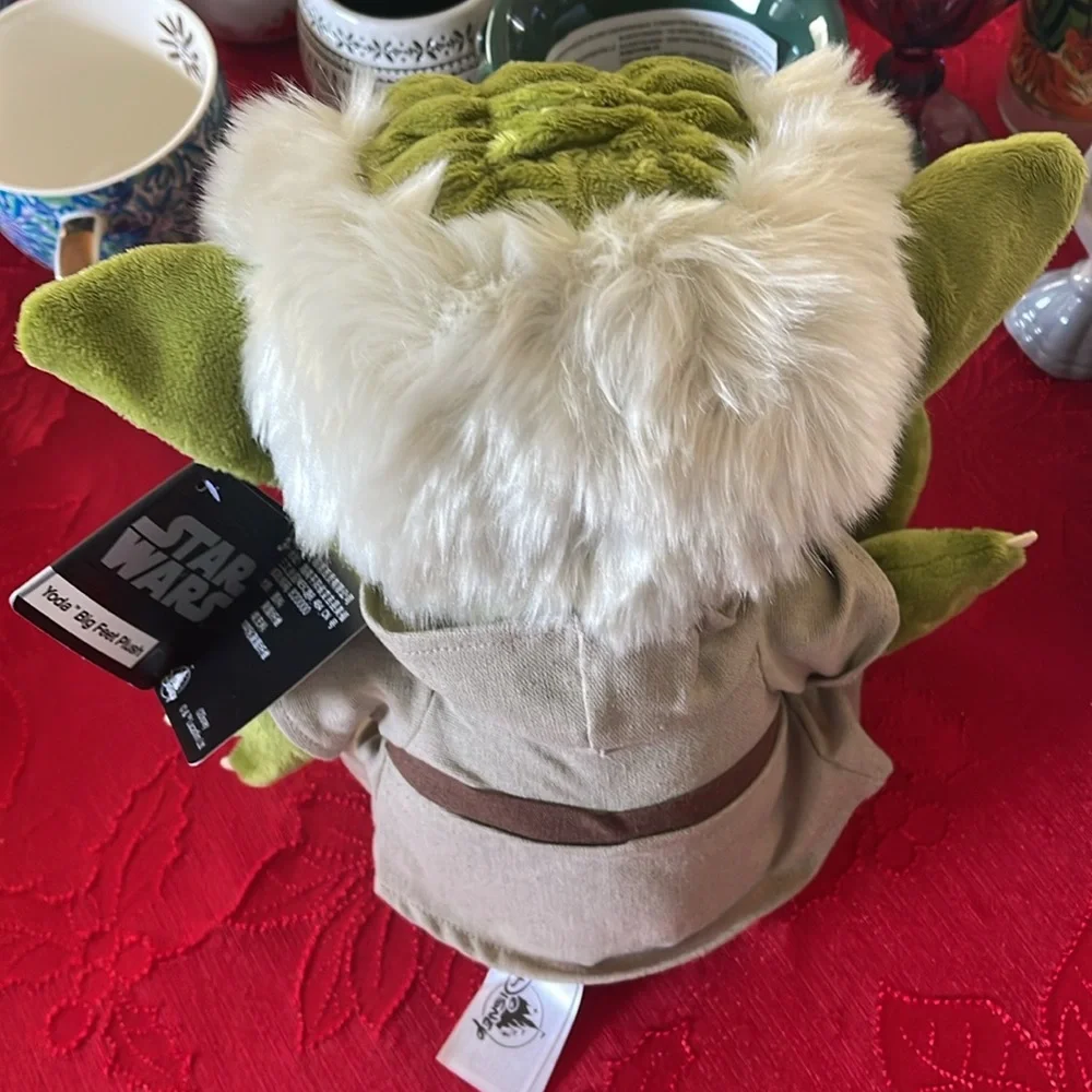 New Disneyparks Yoda big feet plush Star Wars